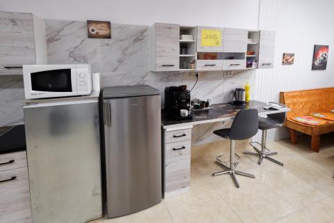 KONYHA KÁVÉZÓ-TEÁZÓ